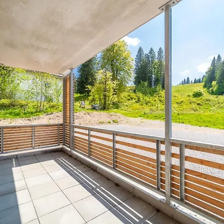 Apartament Mit C *