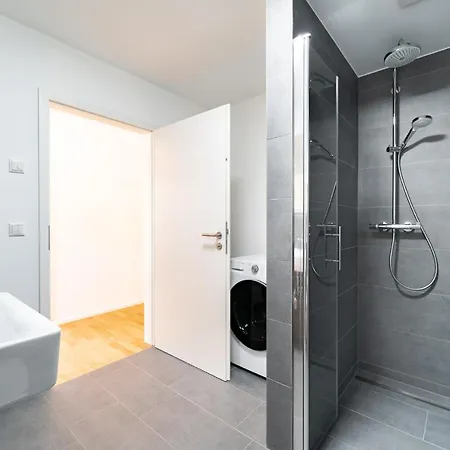 Apartament Mit C
