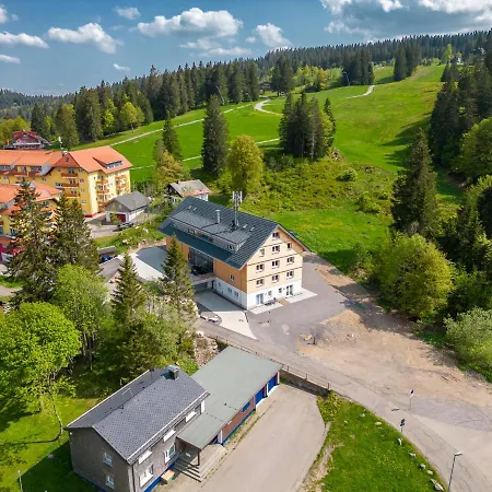 Apartament Mit C