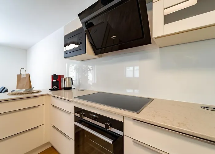 Mit C * פלדברג